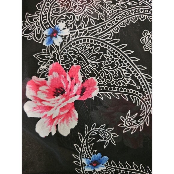 Torrid Top Hi Lo Button Front Roll Tab Sleeve Paisley And Floral Size 2 us 18-20 - Picture 9 of 10